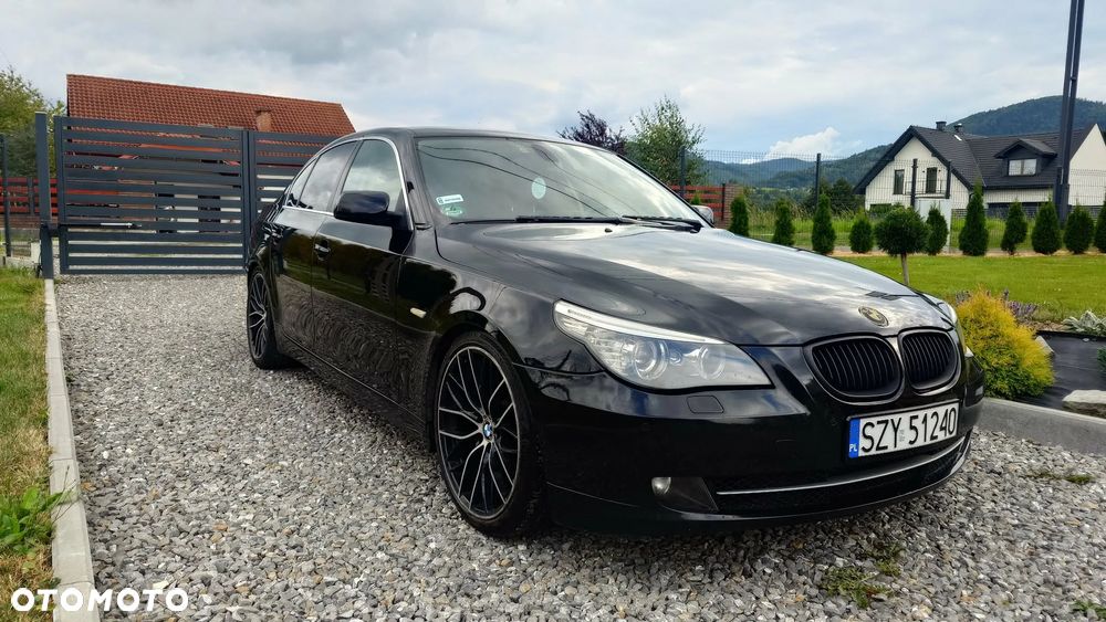 BMW Seria 5 525d - 15