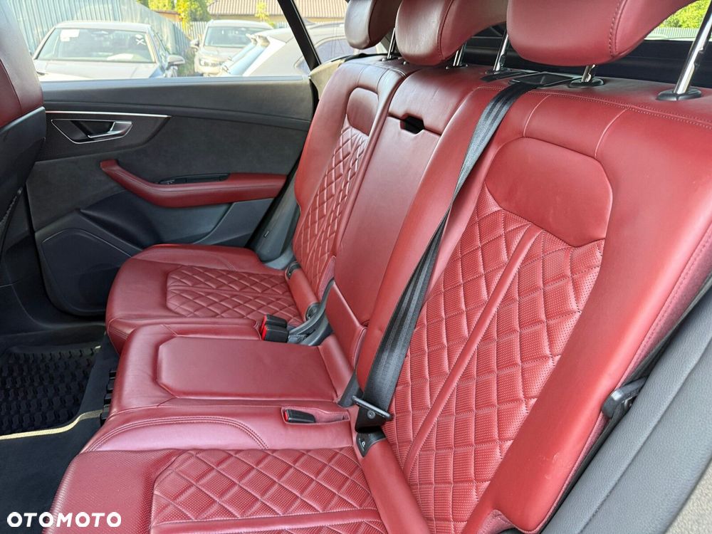 Audi SQ8 TFSI Quattro Tiptronic - 28