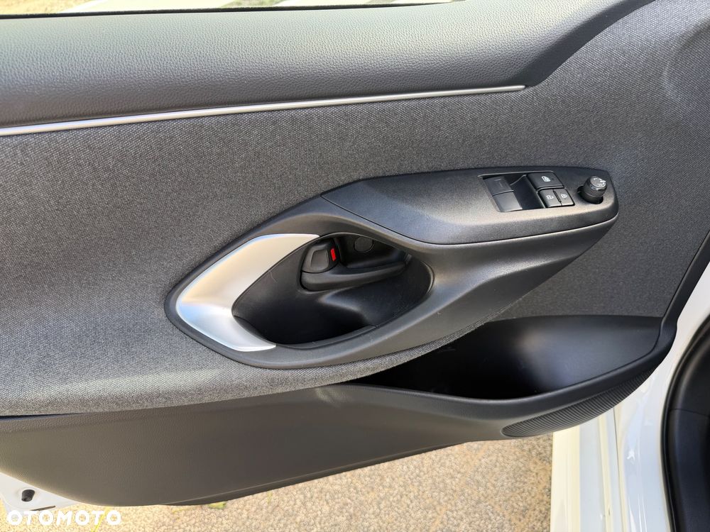 Toyota Yaris Hybrid 1.5 Active - 18