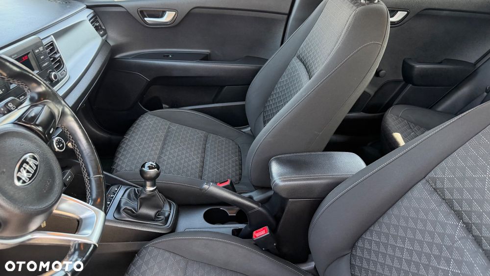 Kia Rio 1.2 Edition 7 - 23