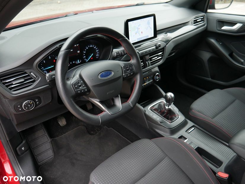 Ford Focus 1.5 EcoBlue STart-Stopp-System ST-LINE - 10