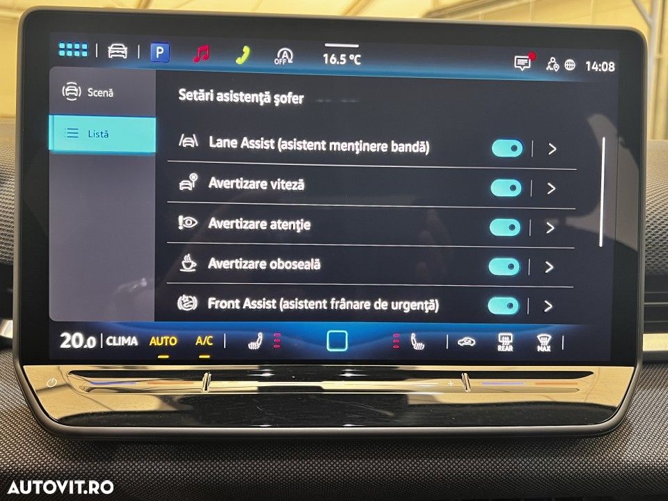 Volkswagen T-Roc - 18