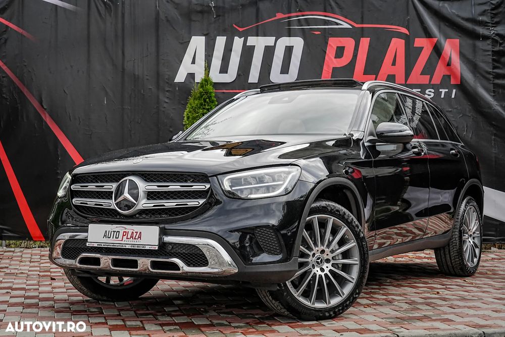 Mercedes-Benz GLC 300 e 4MATIC - 3