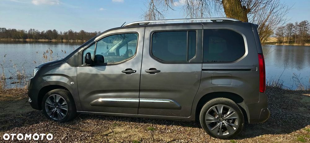 Toyota Proace City Verso 1.5 D-4D Family - 3