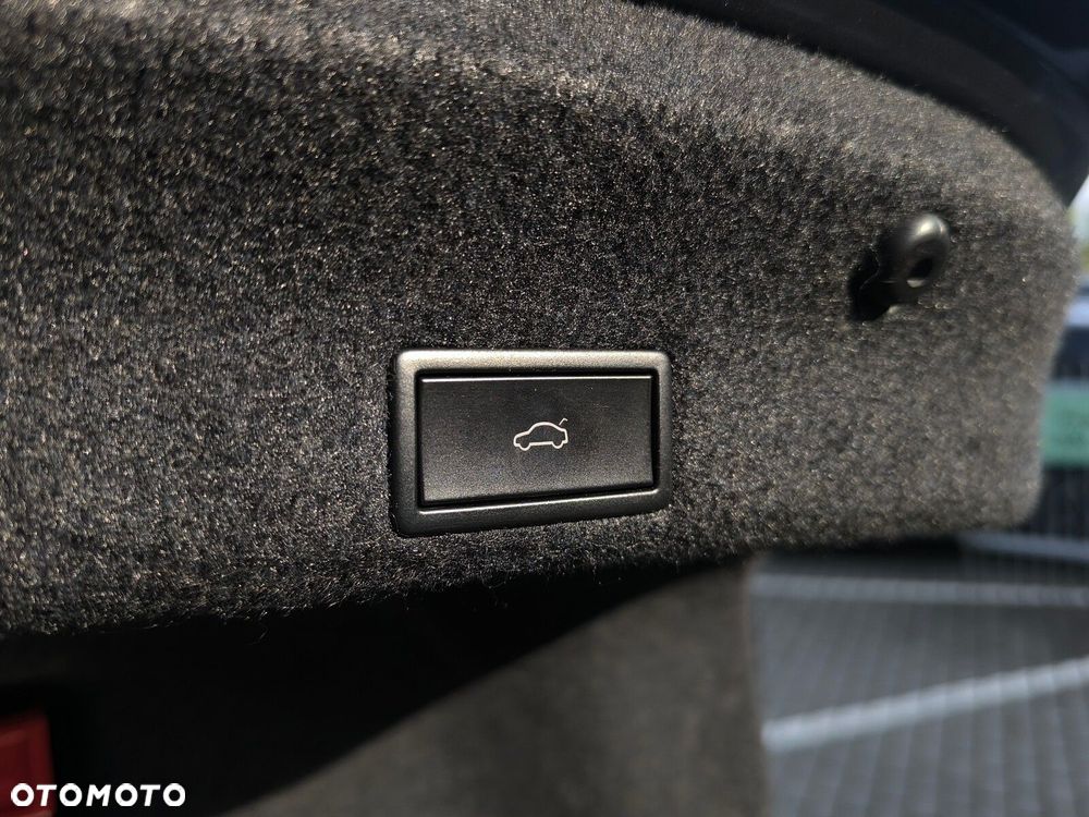 Volkswagen Passat - 35