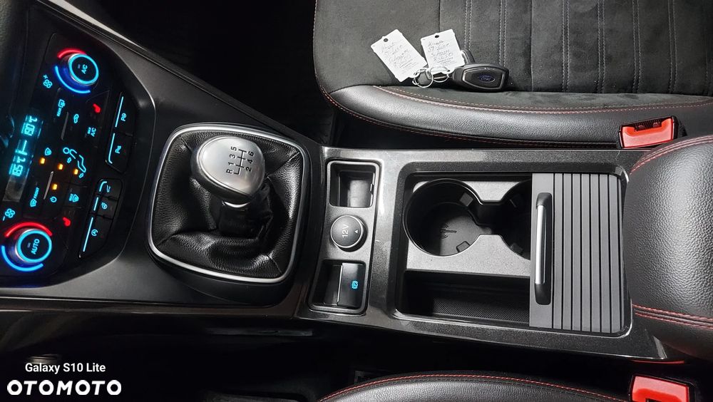 Ford Kuga 1.5 EcoBoost FWD ST-Line - 20