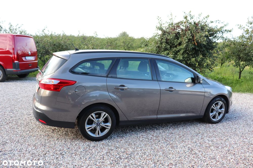 Ford Focus 1.0 EcoBoost Start-Stopp-System Champions Edition - 8