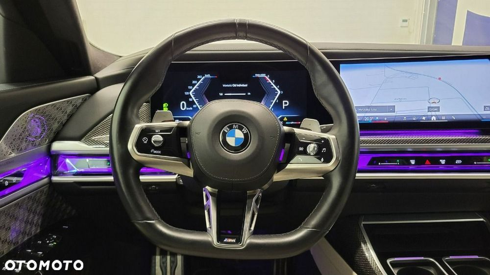 BMW Seria 7 - 11