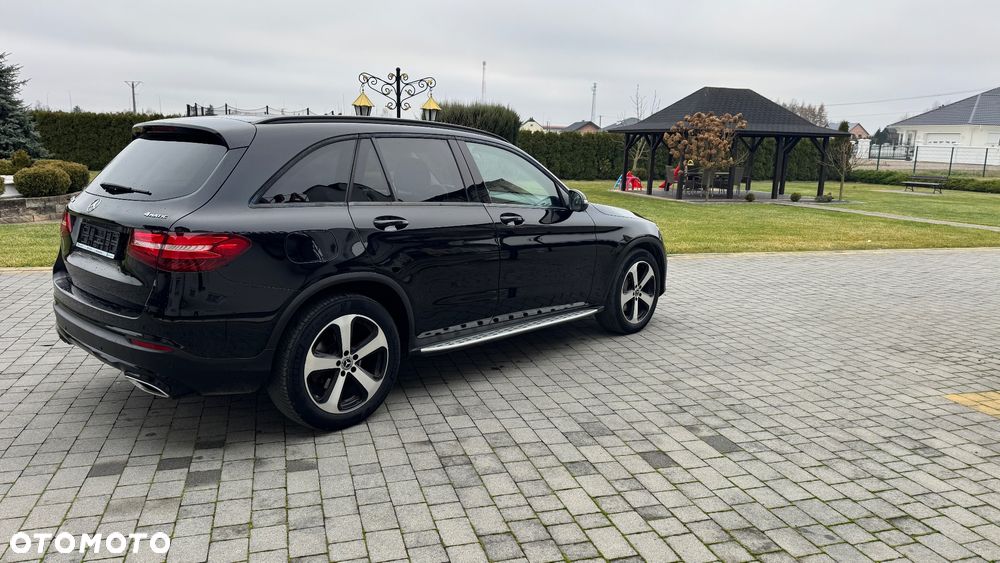 Mercedes-Benz GLC 220 d 4Matic 9G-TRONIC - 22