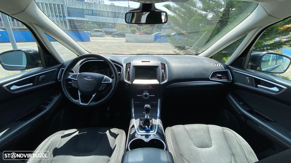 Ford S-Max 2.0 TDCi Titanium - 31