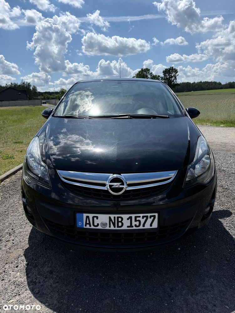 Opel Corsa 1.2 16V Cosmo - 3