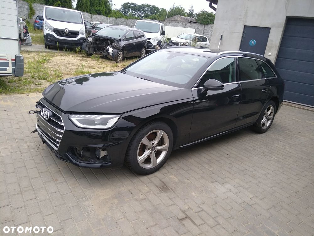 Audi A4 Avant 40 TFSI S tronic - 30