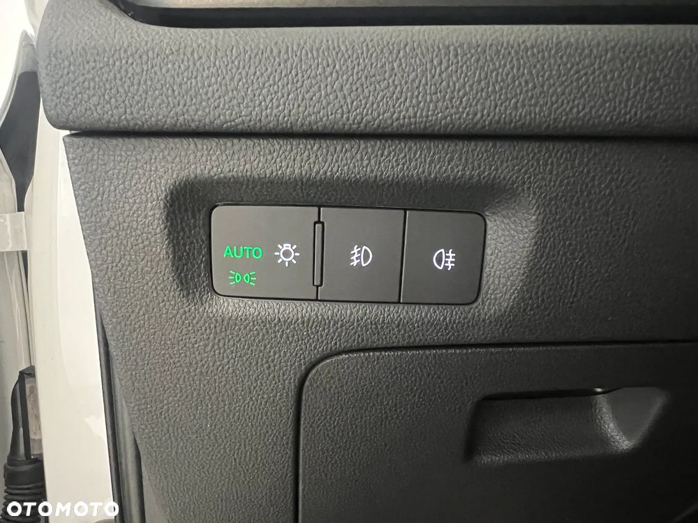 Skoda Octavia 1.5 TSI ACT Ambition - 17