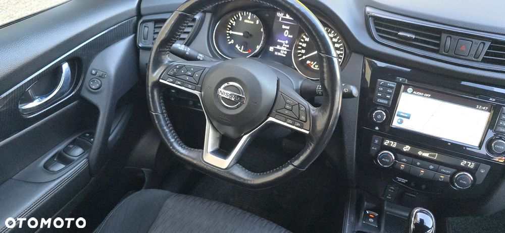 Nissan Qashqai 1.3 DIG-T DCT TEKNA+ - 17