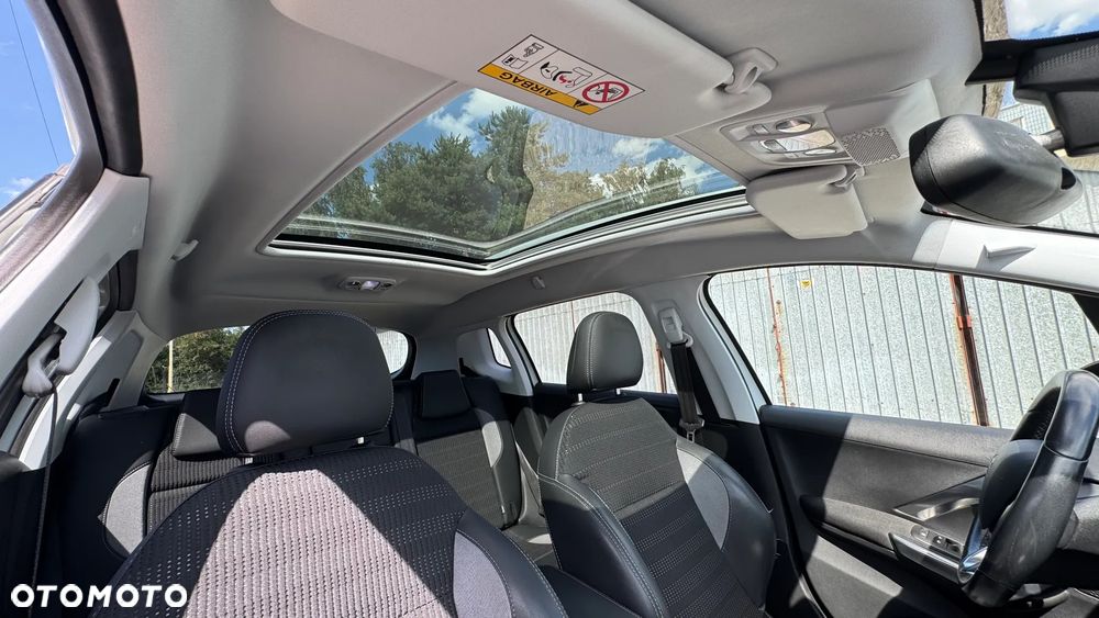 Peugeot 2008 1.2 PureTech Allure S&S - 25