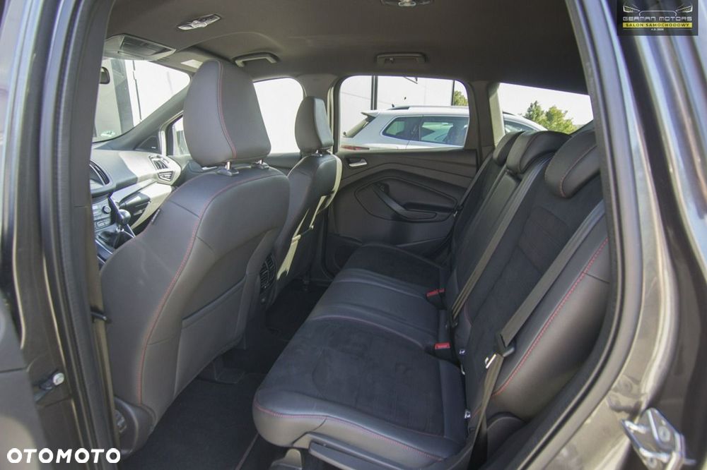 Ford Kuga 1.5 EcoBoost 2x4 ST-Line - 26