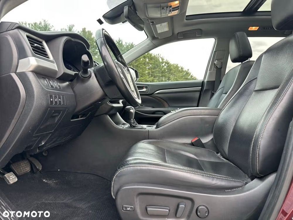 Toyota Highlander 3.5 V6 - 7