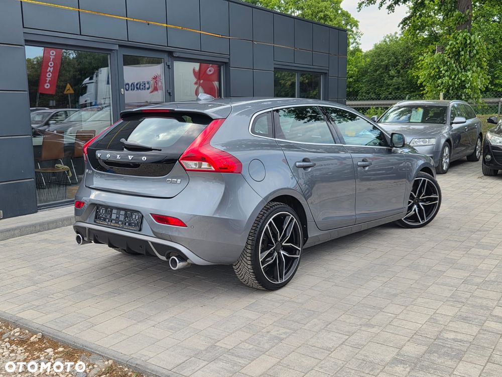 Volvo V40 D2 Kinetic - 11