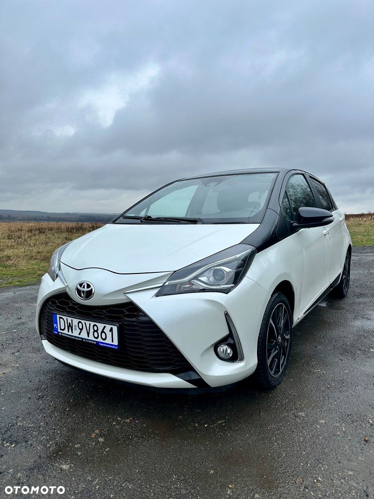 Toyota Yaris 1.5 Selection - 1