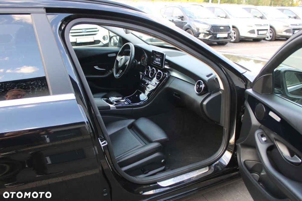 Mercedes-Benz Klasa C - 33