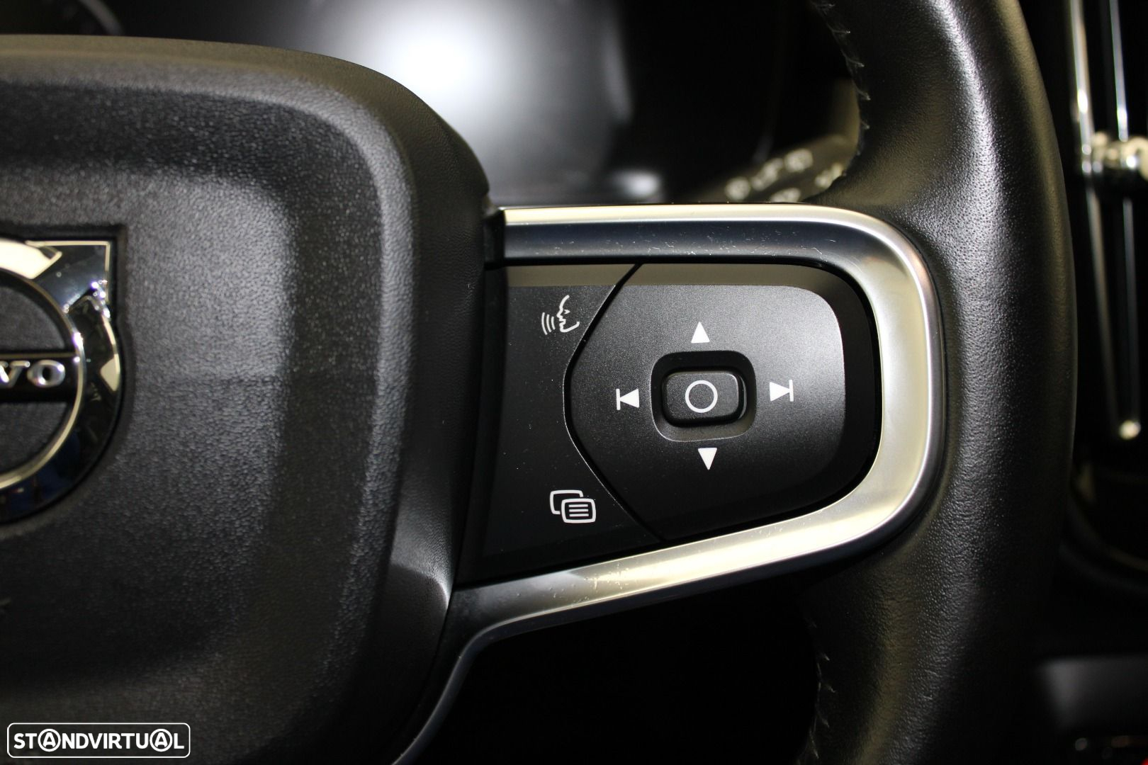 Volvo XC 40 2.0 D3 Momentum - 13