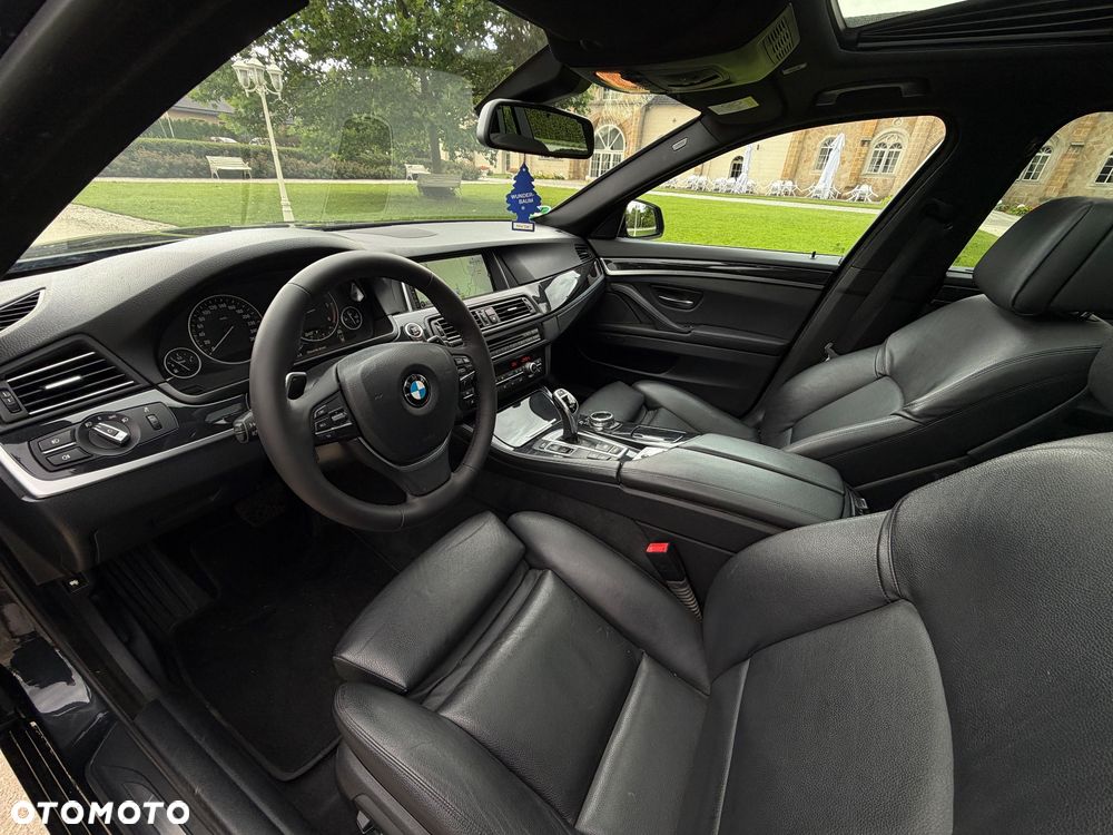 BMW Seria 5 530d xDrive Modern Line - 10