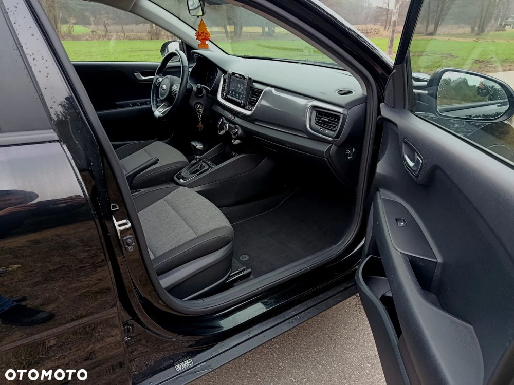 Kia Stonic - 11