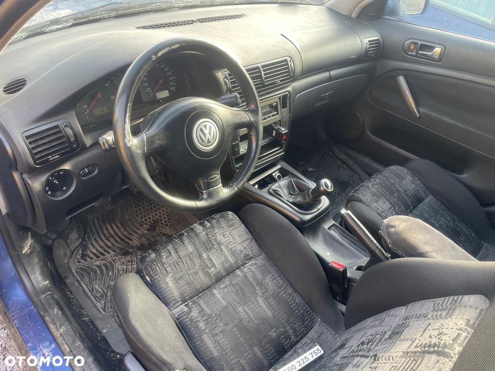VW PASSAT B5 na części!!! Kolor : LR5V - 5