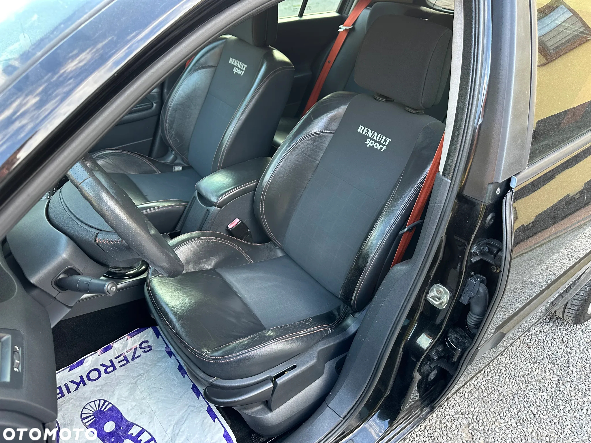 Renault Megane Sport - 12
