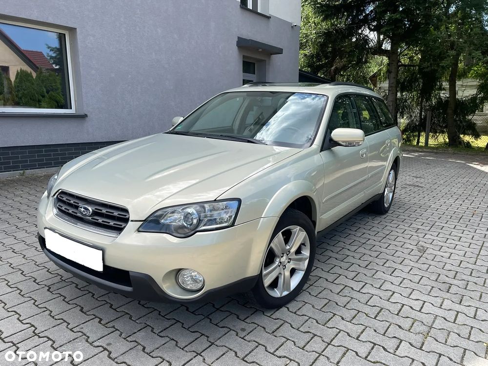 Subaru Outback - 1