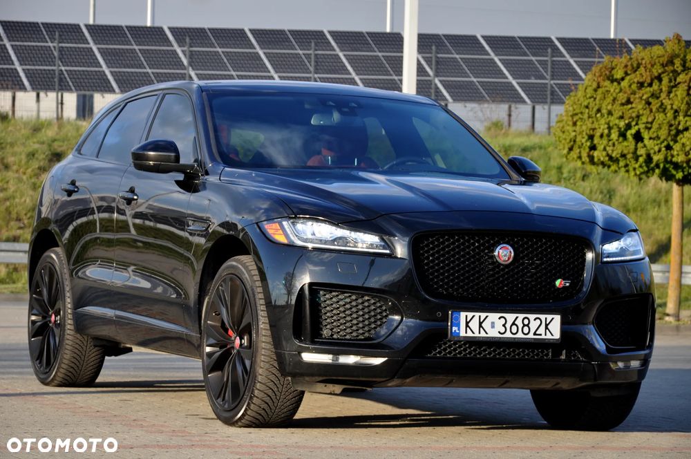 Jaguar F-Pace S AWD - 11