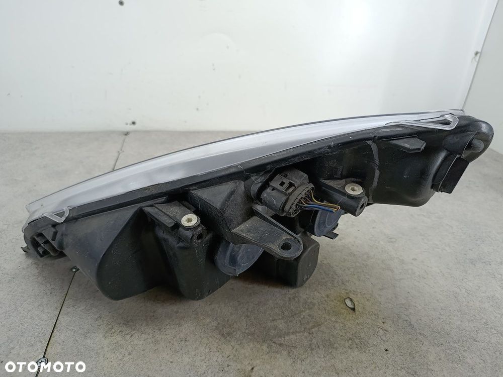 LAMPA PRZÓD PRAWA FORD GALAXY III 20-B503  TYC - 6