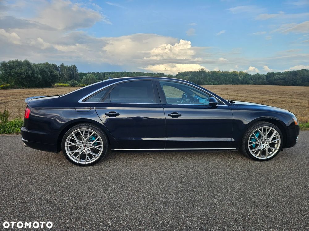 Audi A8 - 12
