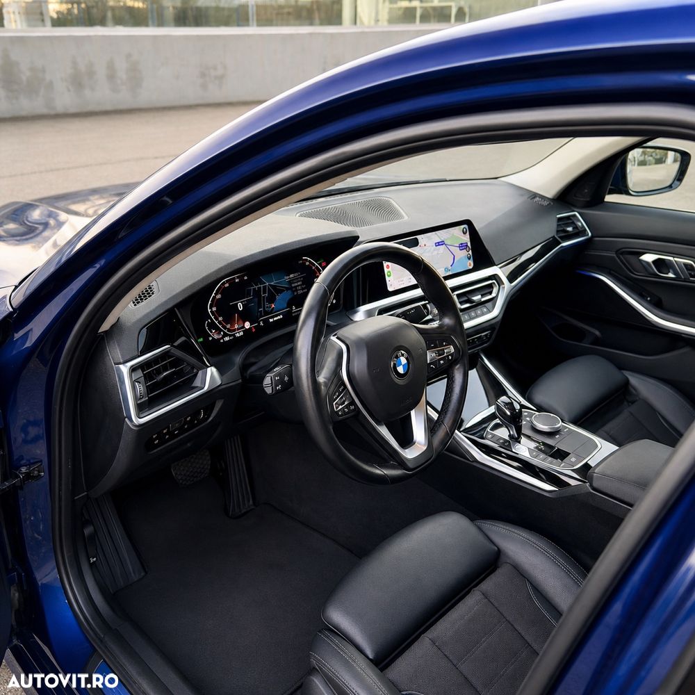 BMW Seria 3 330i AT - 6