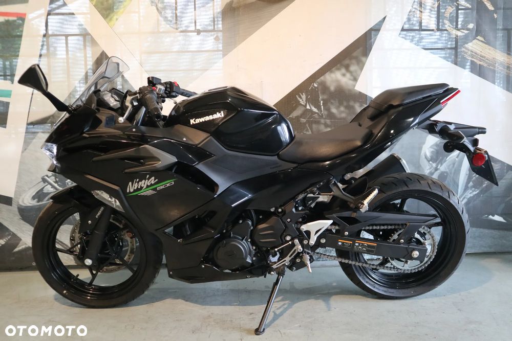Kawasaki Ninja - 6