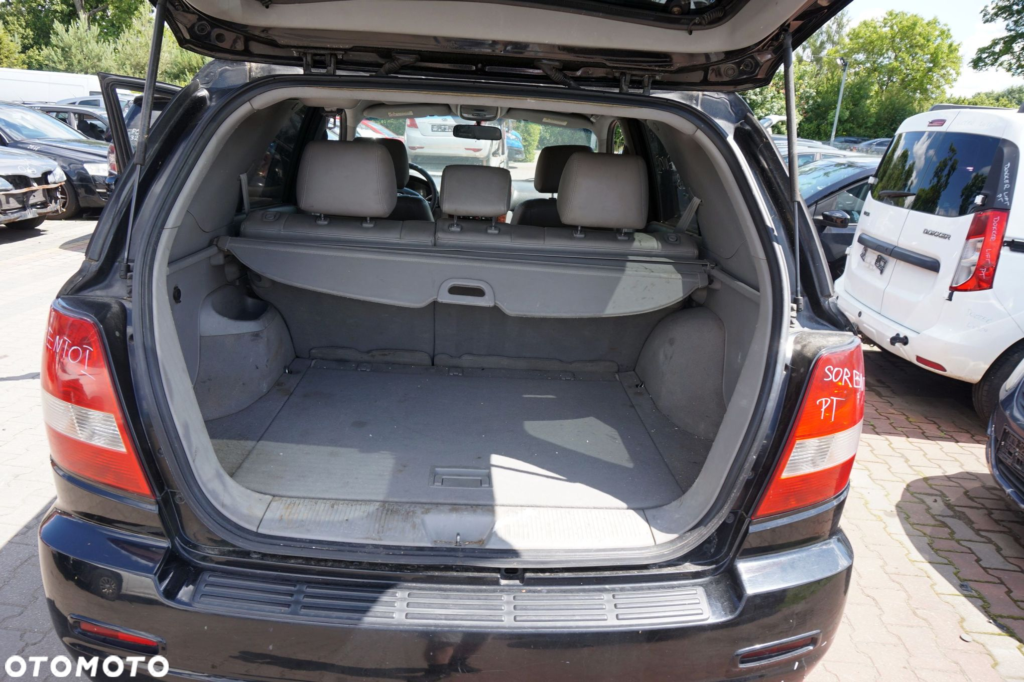KIA SORENTO I 2005 EB 2.5 CRDI D4CB 140KM GU07G 4X4 CZARNY na części - 10