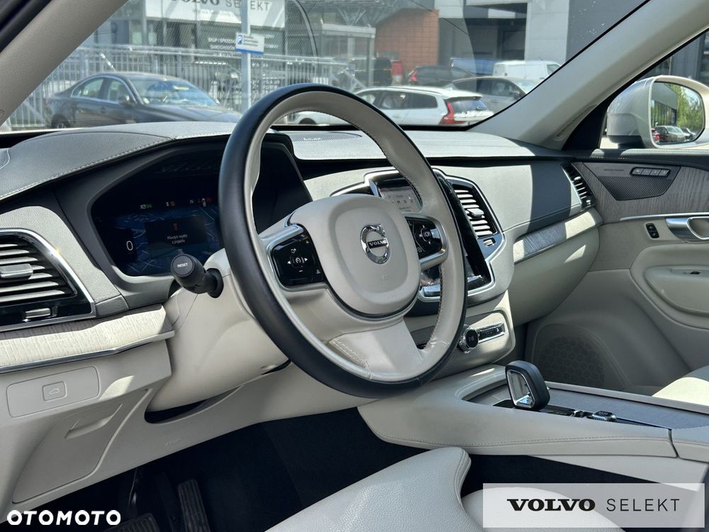 Volvo XC 90 - 16
