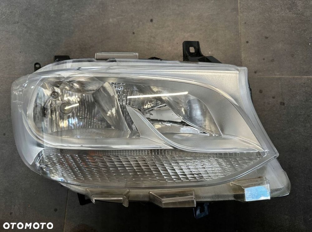 MERCEDES SPRINTER 907 910 LAMPA REFLEKTOR ZWYKLY PRAWY EUROPA A9109060100 - 2