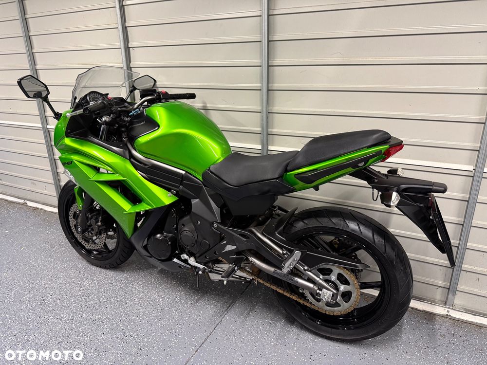 Kawasaki ER - 11