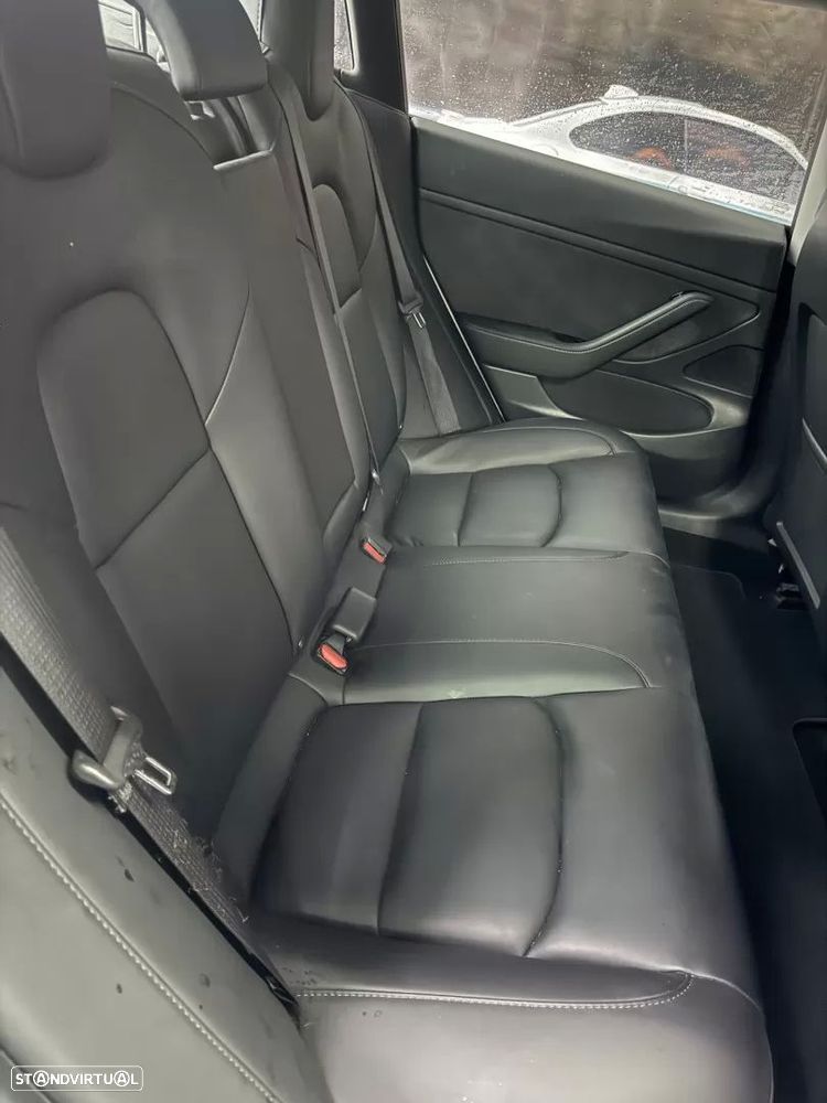 Tesla Model 3 Long Range Tração Traseira - 10
