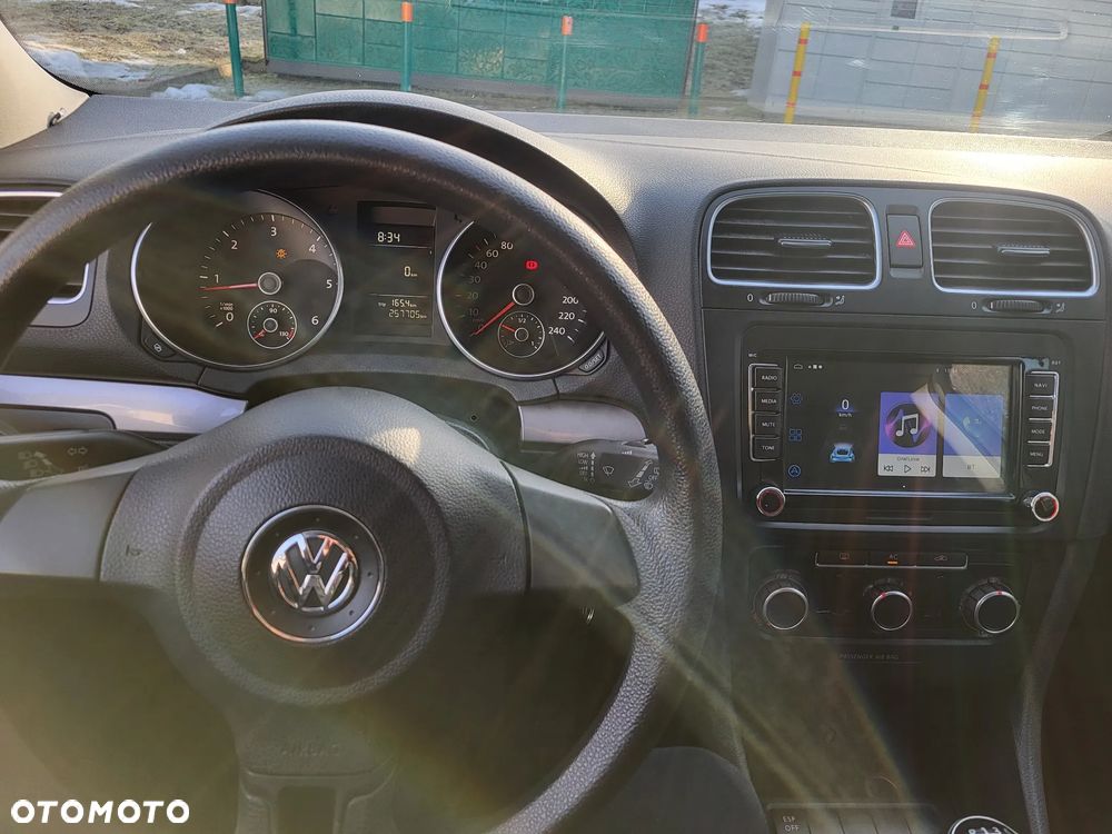 Volkswagen Golf - 30