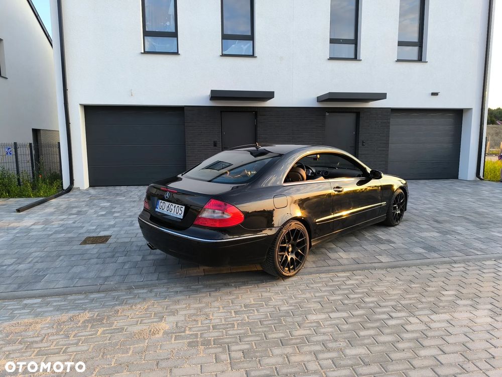 Mercedes-Benz CLK 320 CDI 7G-TRONIC Avantgarde DPF - 6
