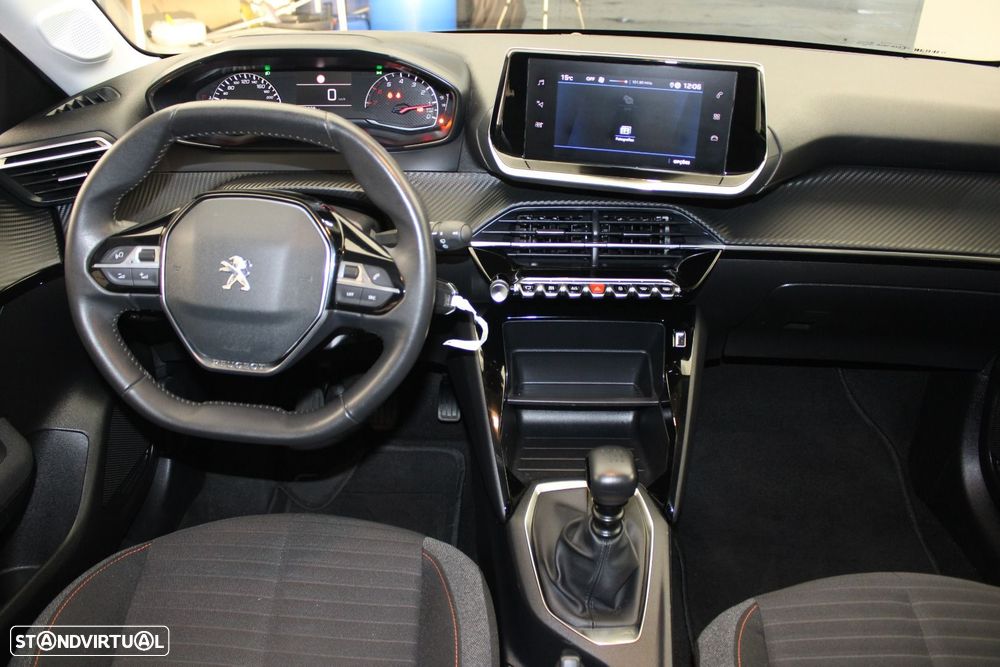 Peugeot 208 1.5 BlueHDi Active Pack — fotografia 8