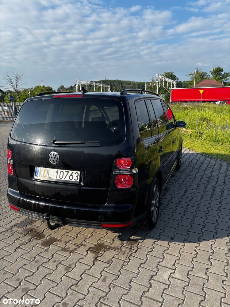 Volkswagen Touran 1.9 TDI Welcome - 4