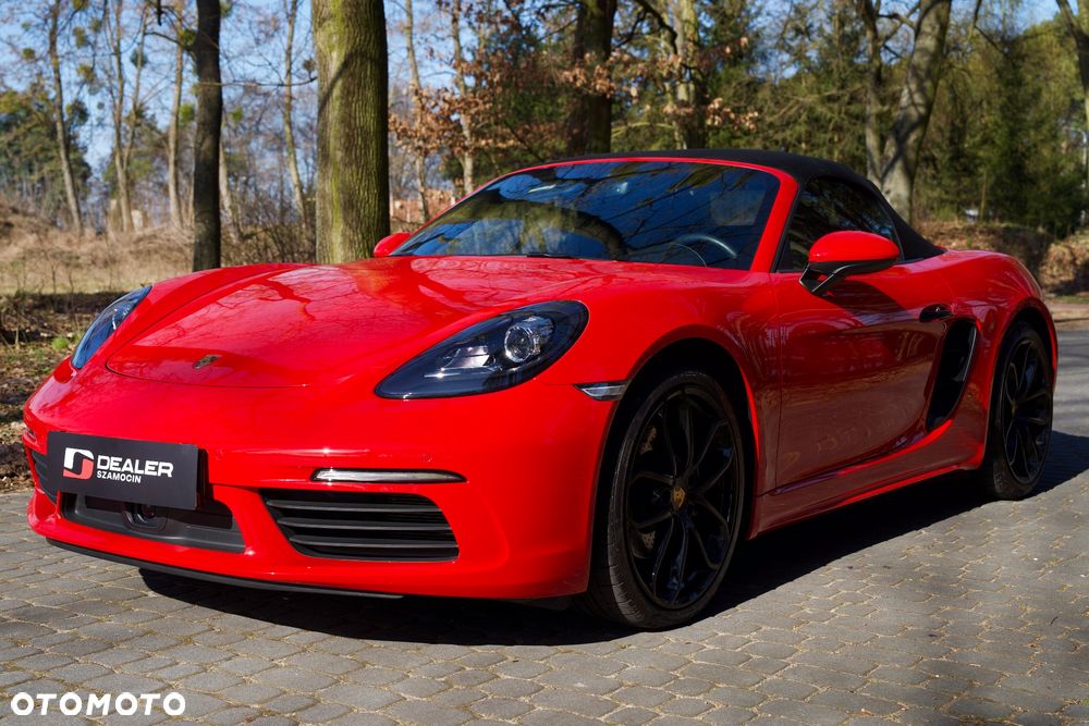 Porsche 718 Boxster - 1