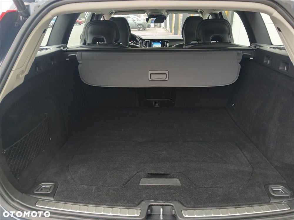 Volvo V60 B4 D Momentum Pro - 10