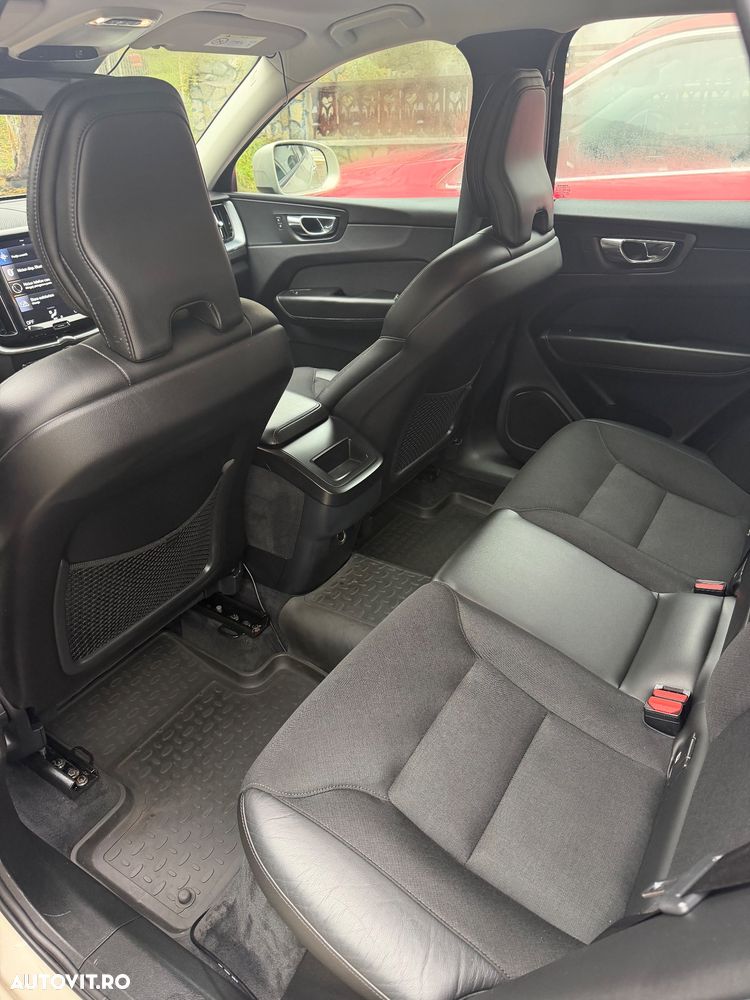 Volvo XC 60 - 6