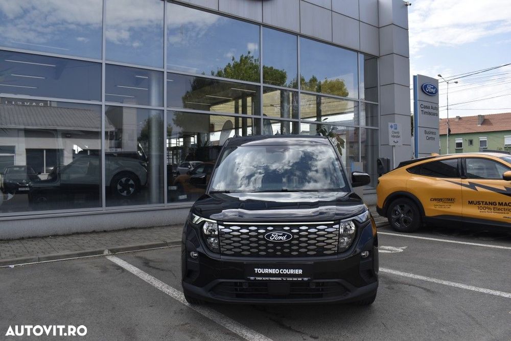 Ford Tourneo Courier - 2