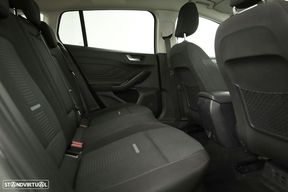 Ford Focus SW 1.0 EcoBoost MHEV Active X - 23