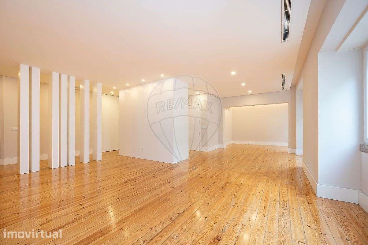Apartamento T3 para arrendamento - Grande imagem: 2/42